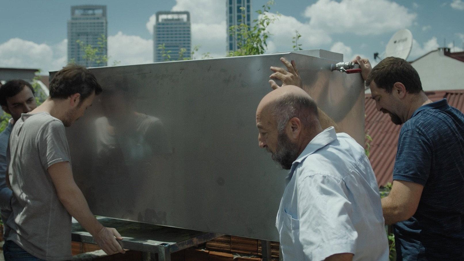 Fractured 2020 movie scene