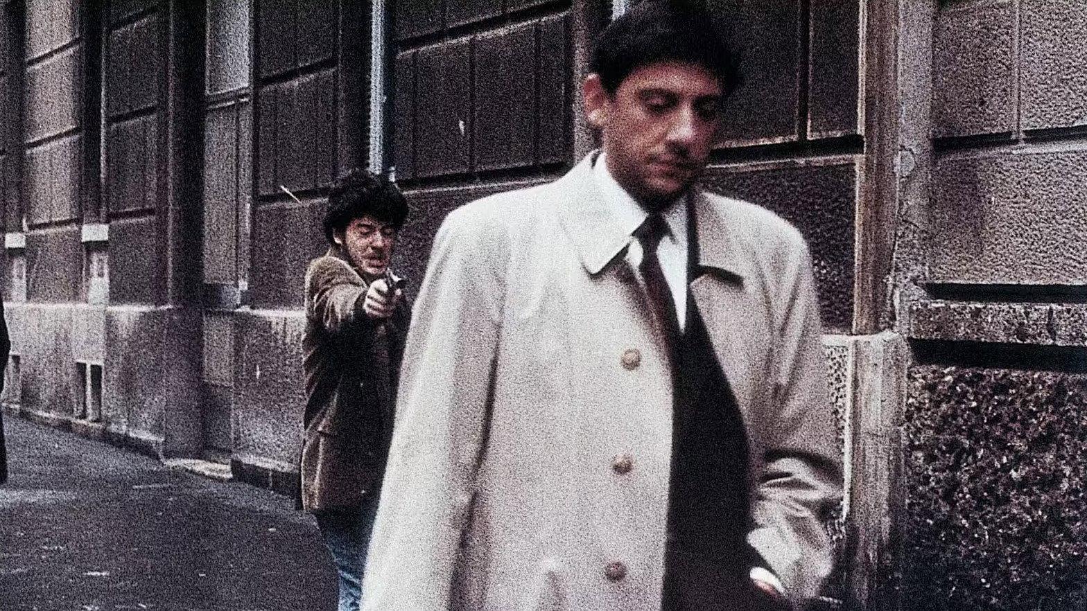 Una fredda mattina di maggio 1990 movie scene