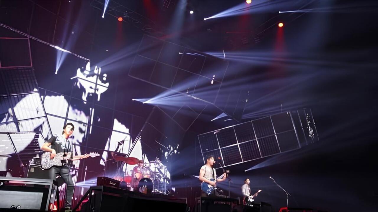 CNBLUE Arena Tour 2013 -One More Time- 2013 movie scene