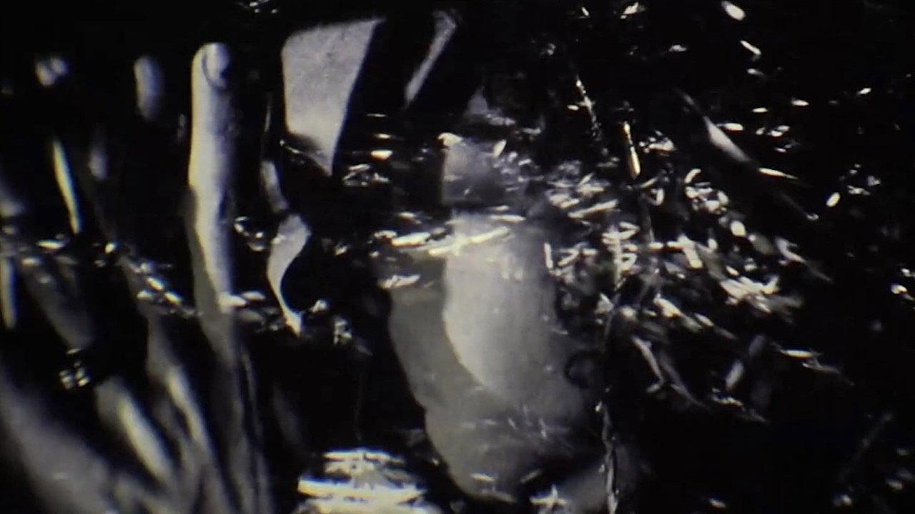 Consume 2003 movie scene