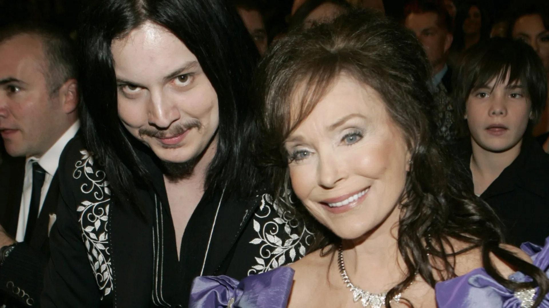 Jack White & Loretta Lynn Remembering Van Lear Rose 2015 movie scene