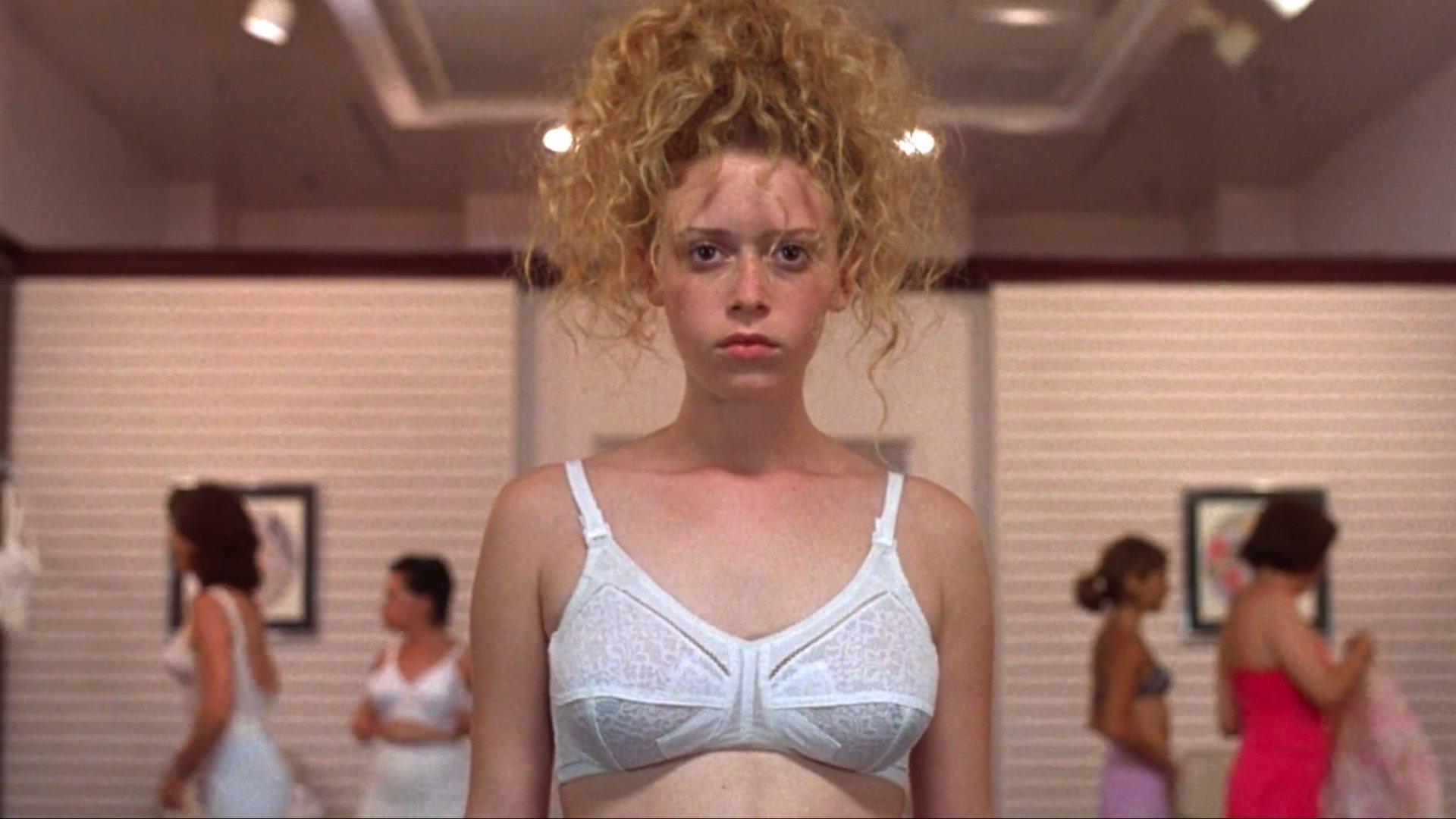 Slums of Beverly Hills 1998 movie scene