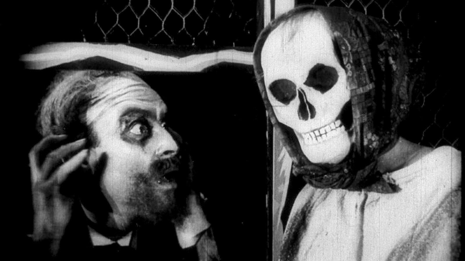 From Morning to Midnight 1920 movie scene
