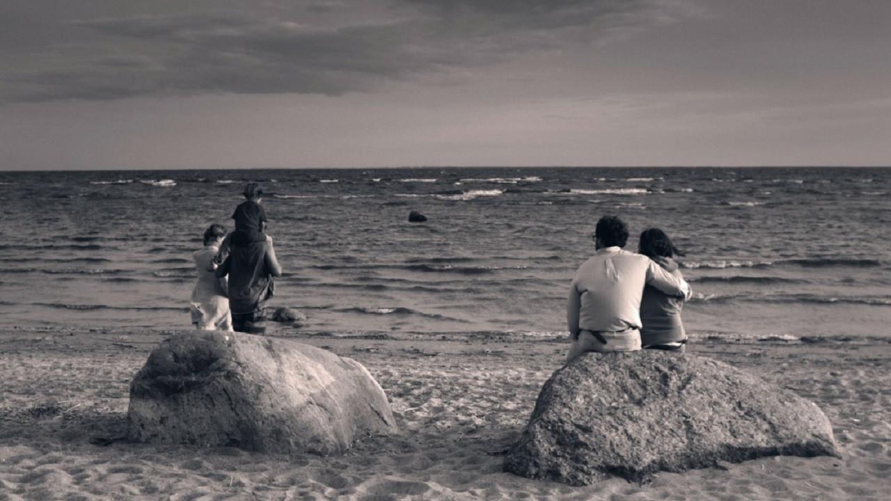 Family Offline 2015 movie scene