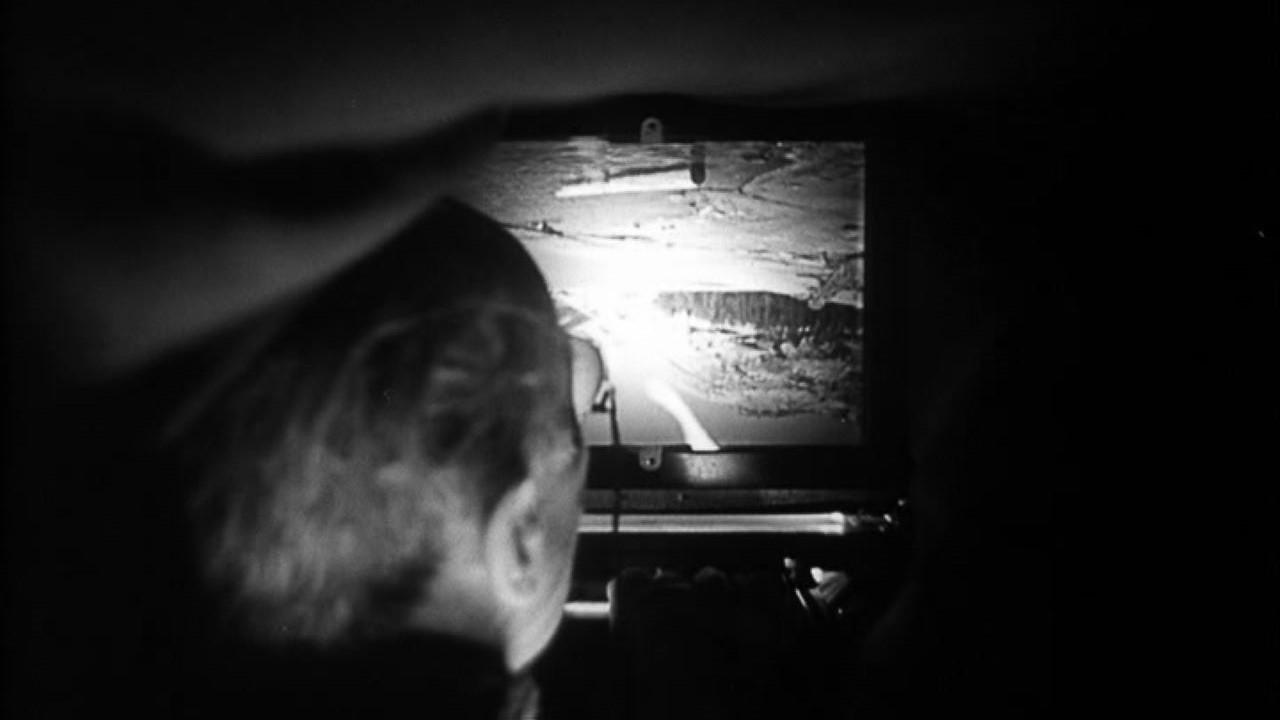 The Photographer 1948 movie scene