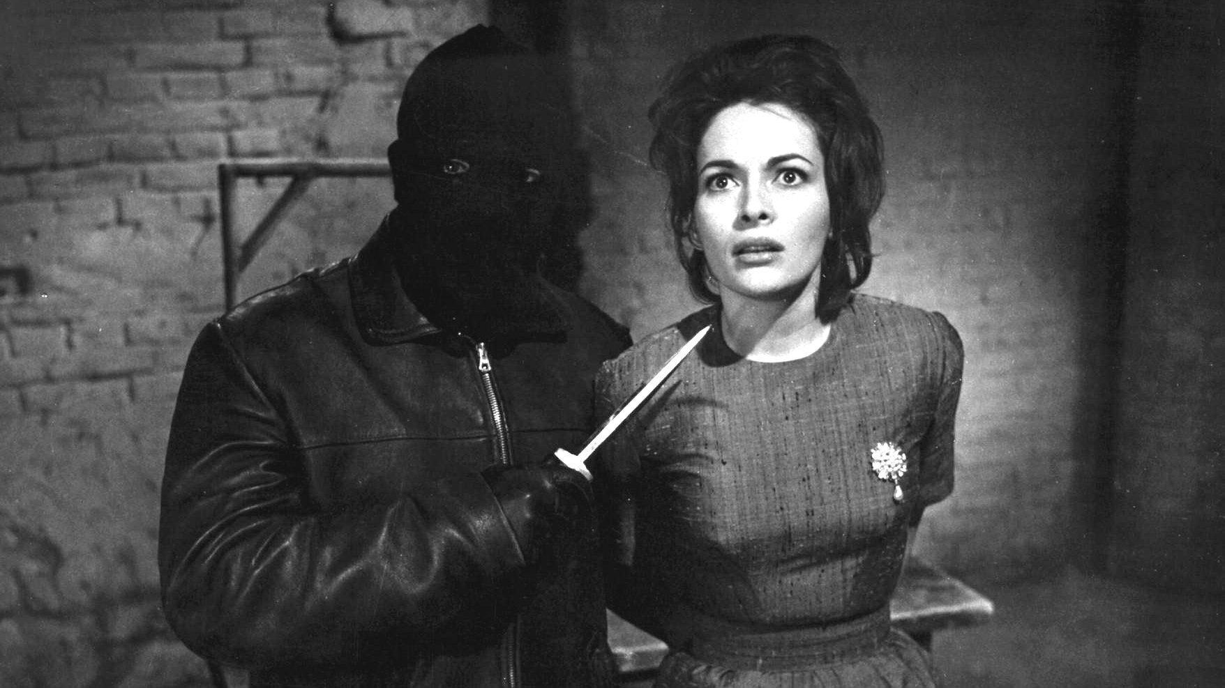 The Strangler of Blackmoor Castle 1963 movie scene