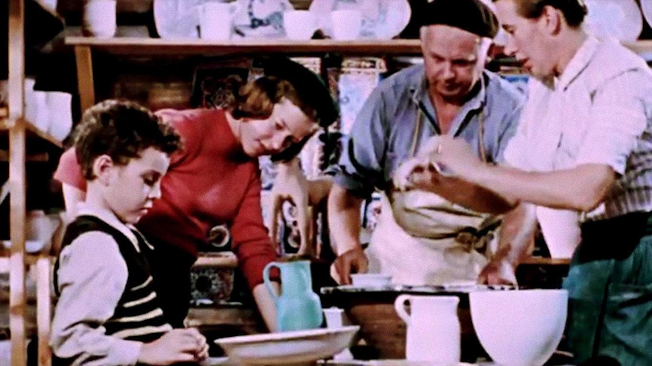 The Story of Peter and the Potter 1953 movie scene