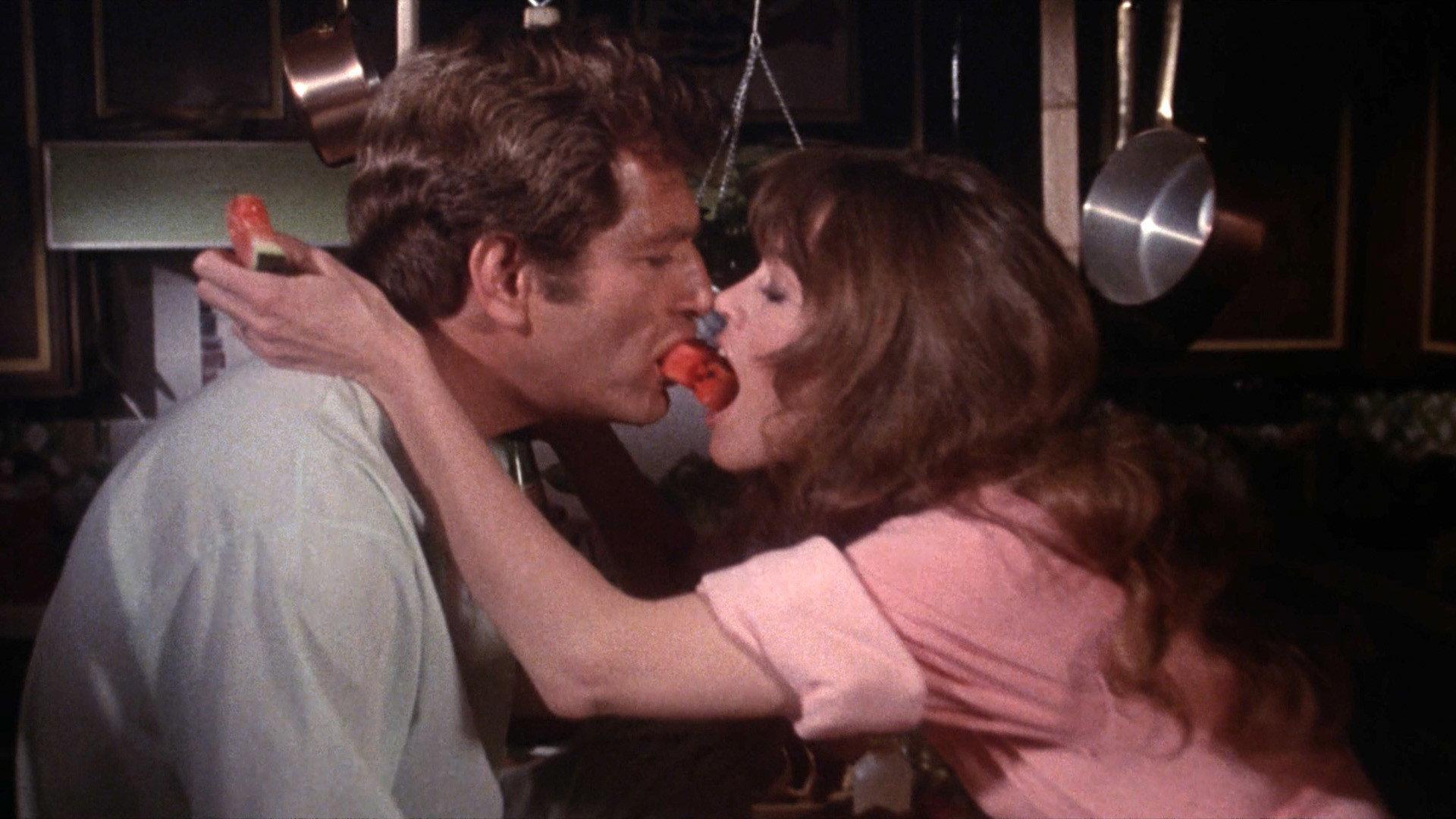 Fun with Dick and Jane 1977 movie scene