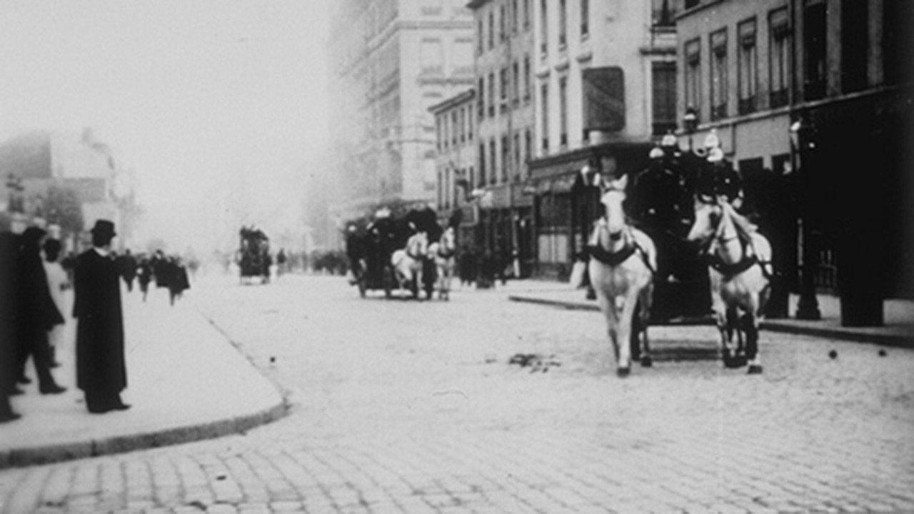 Pompiers : sortie de la pompe 1896 movie scene