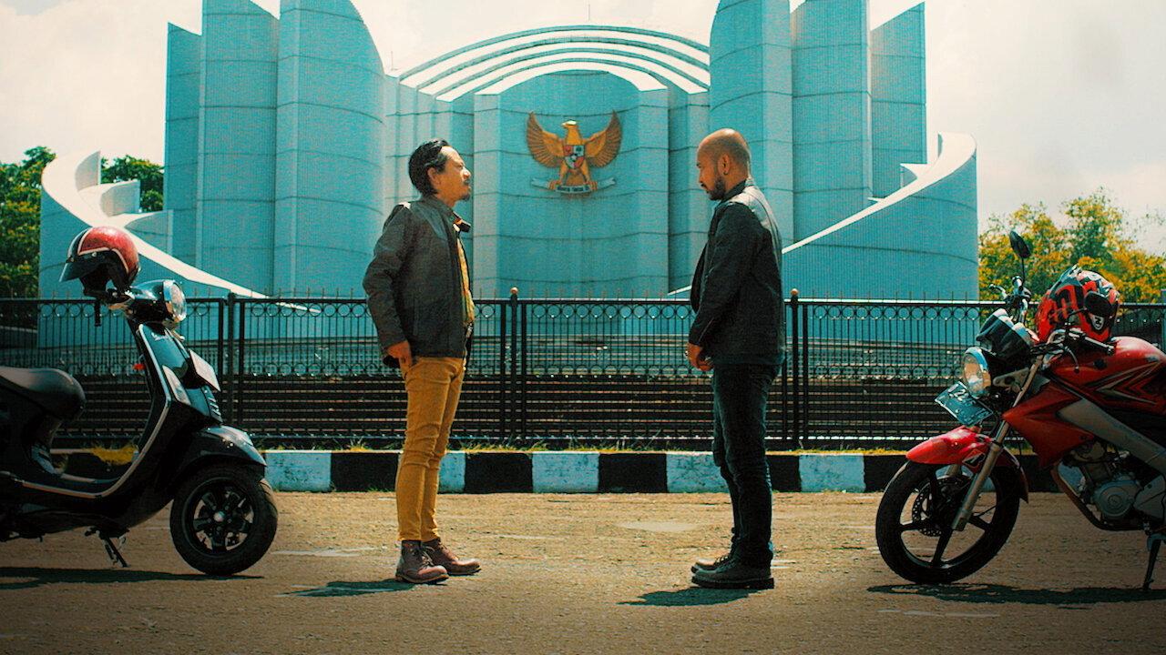 Preman Pensiun 2019 movie scene