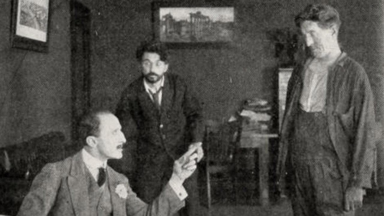 Via Wireless 1915 movie scene