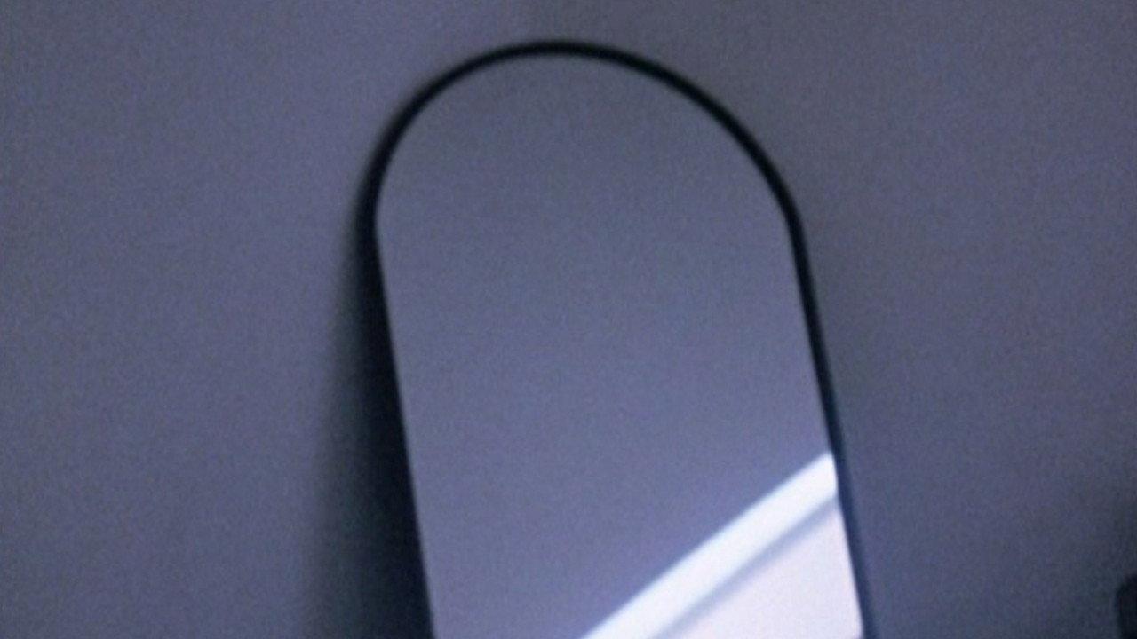 Crack Glass Eulogy 1991 movie scene