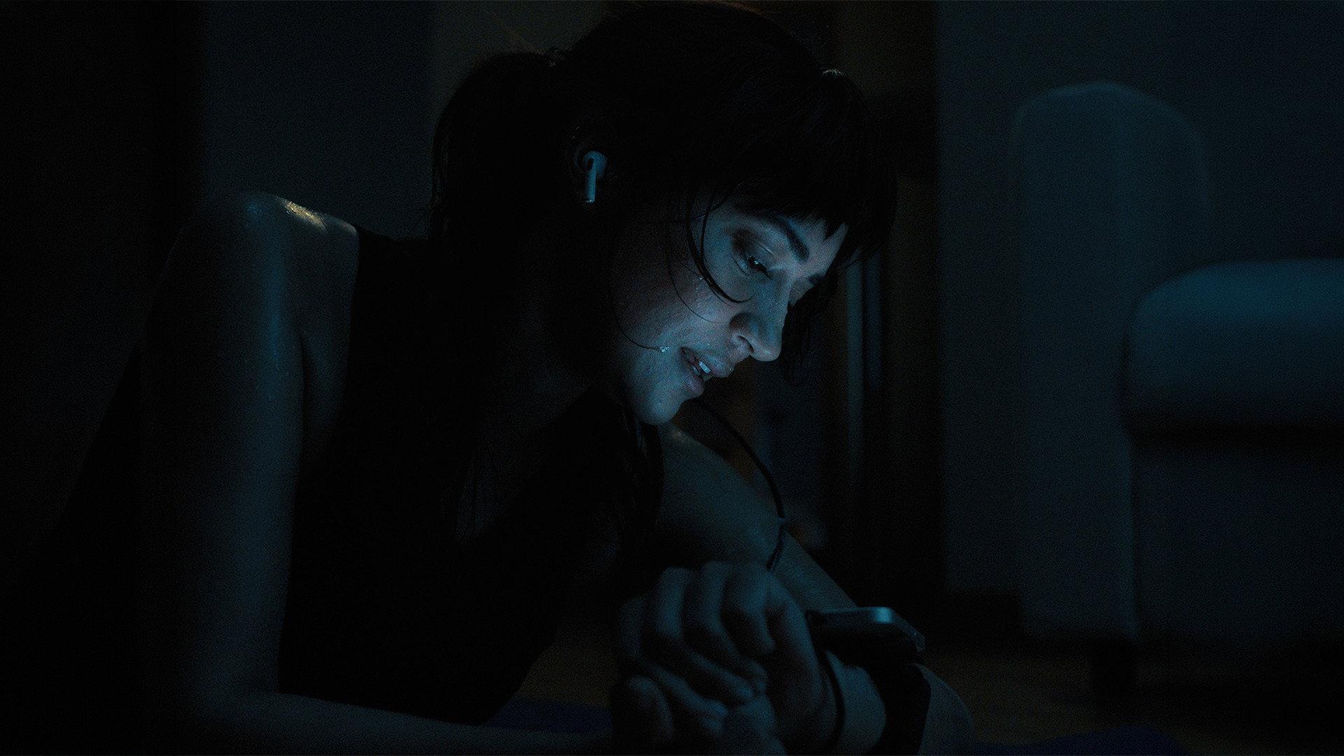 Claire Doesn't Sleep  movie scene
