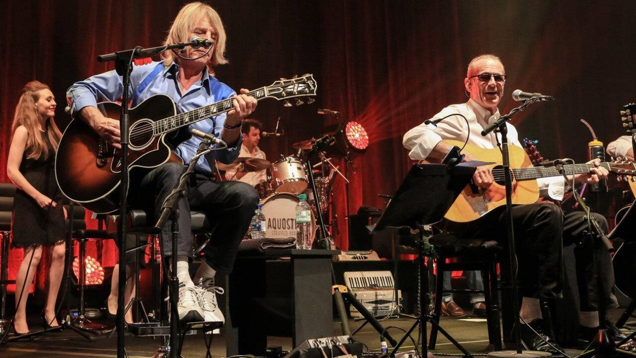 Status Quo: Aquostic - Live at The Roundhouse 2015 movie scene