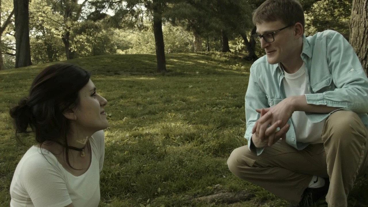 O Jardim dos Amores de Woody Allen 2016 movie scene
