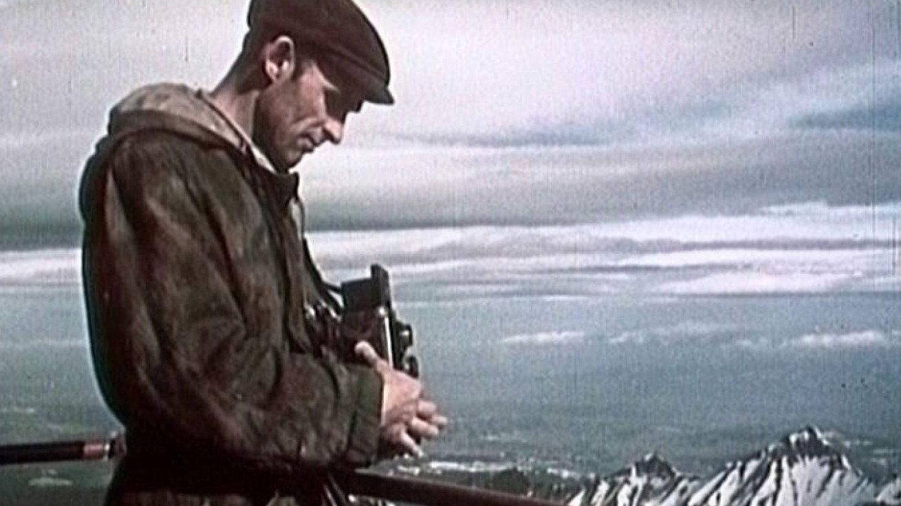 Garrison in the Peak 1956 movie scene