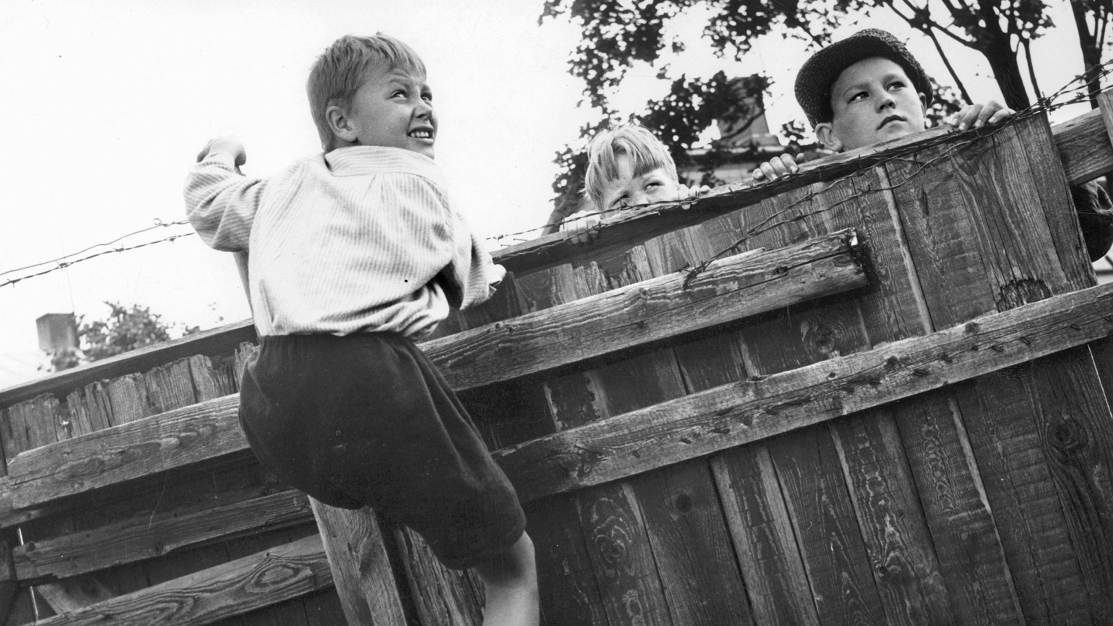 Pikku Pietarin piha 1961 movie scene