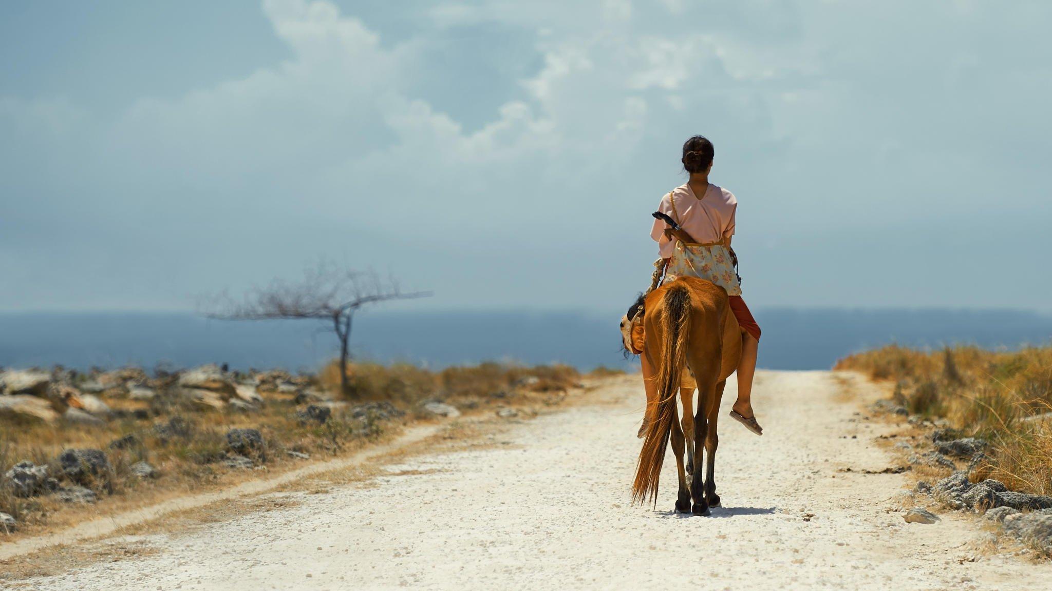 Marlina the Murderer in Four Acts 2017 movie scene
