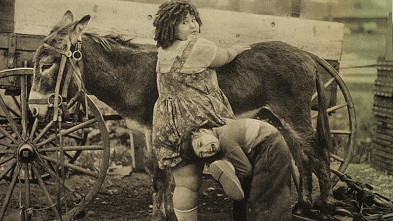 Schoolday Love 1922 movie scene