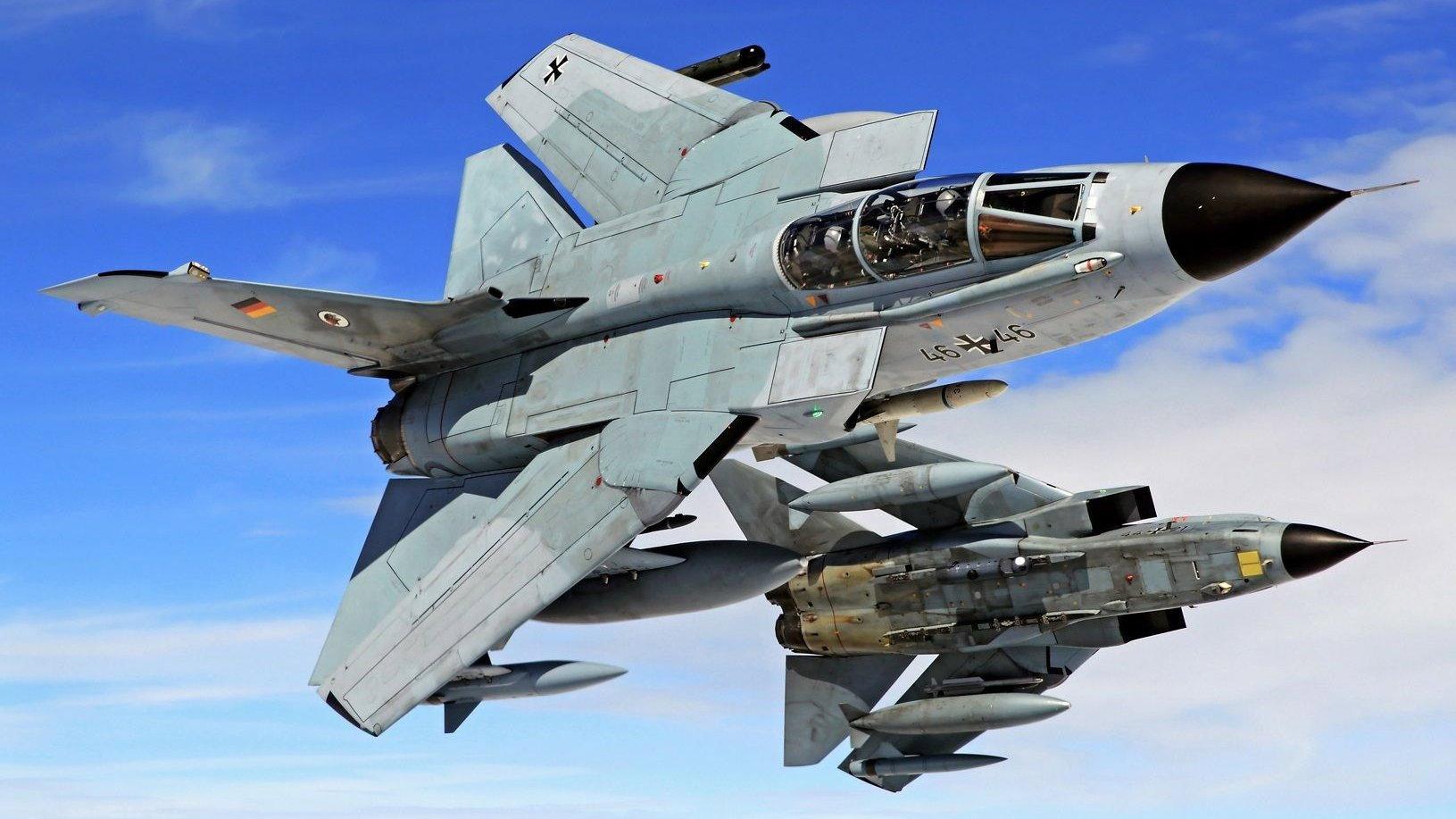 The Panavia Tornado 2010 movie scene