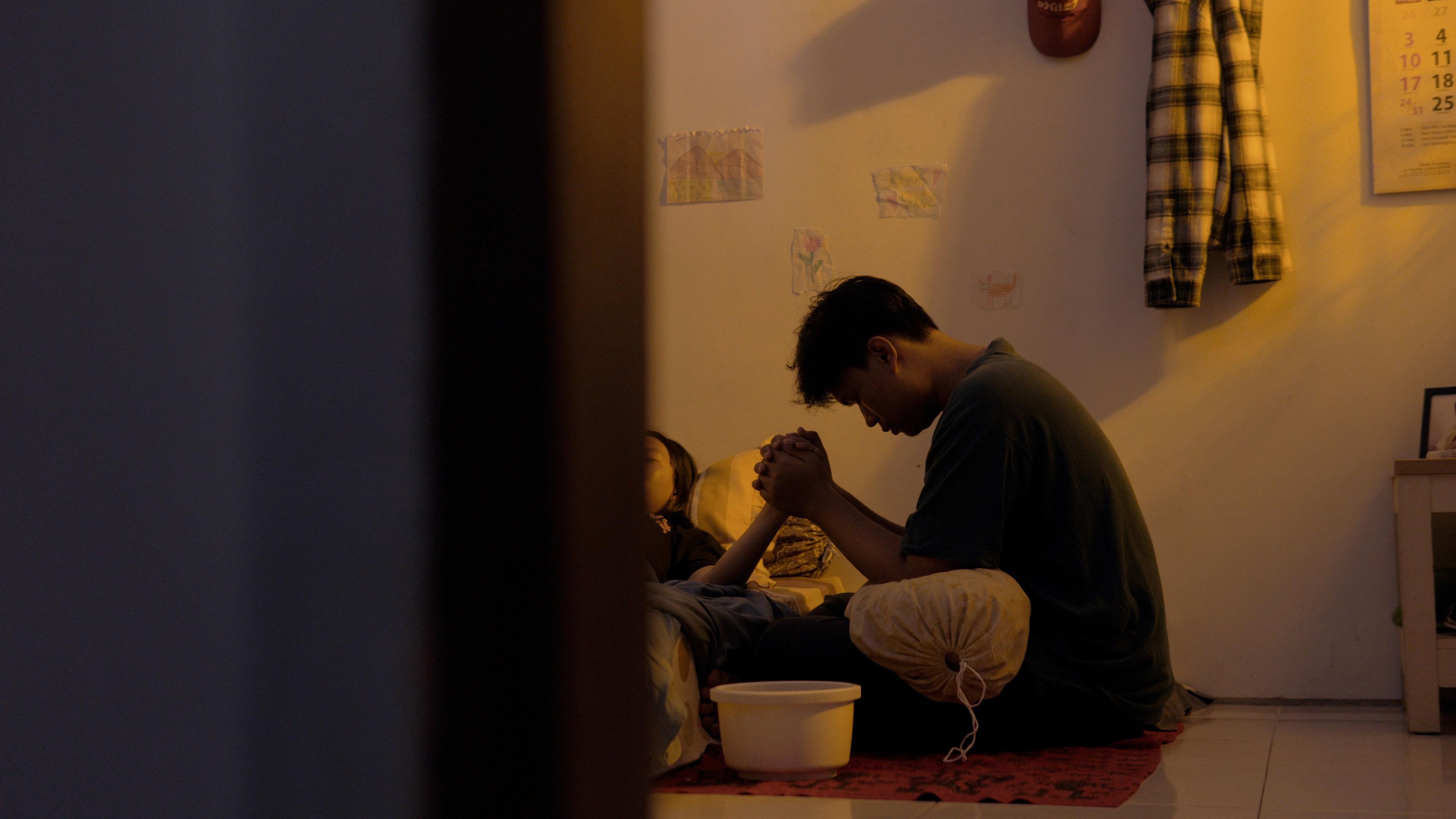 Shape Of Faith  movie scene