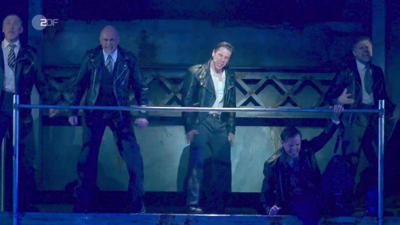 Ku'damm 56 - Das Musical 2022 movie scene