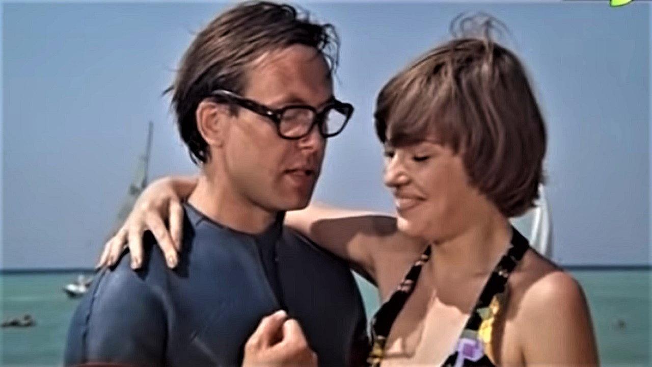 It Doesn't Concern Me 1977 movie scene