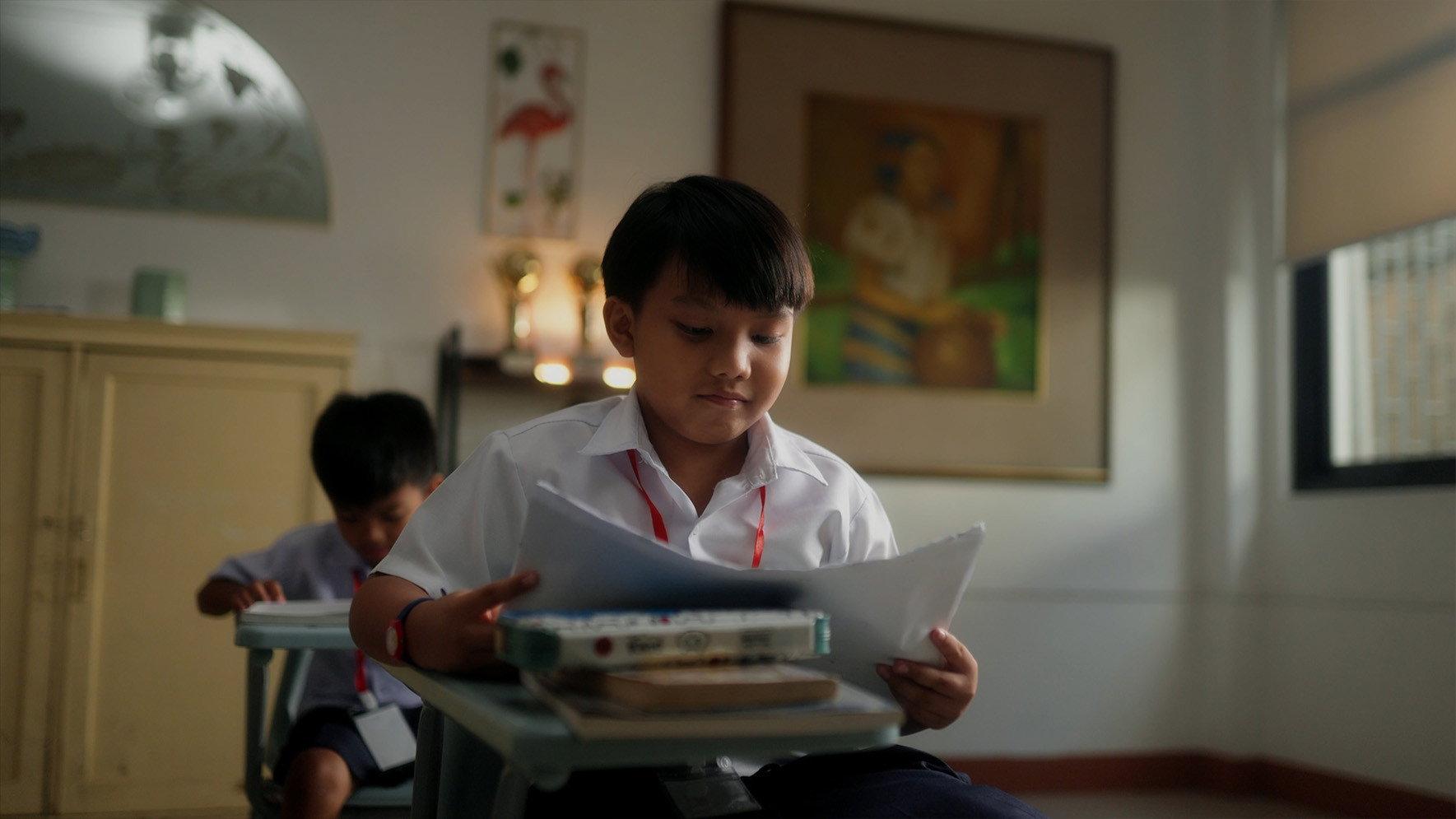 Sa Mga Mata ng Bata 2023 movie scene