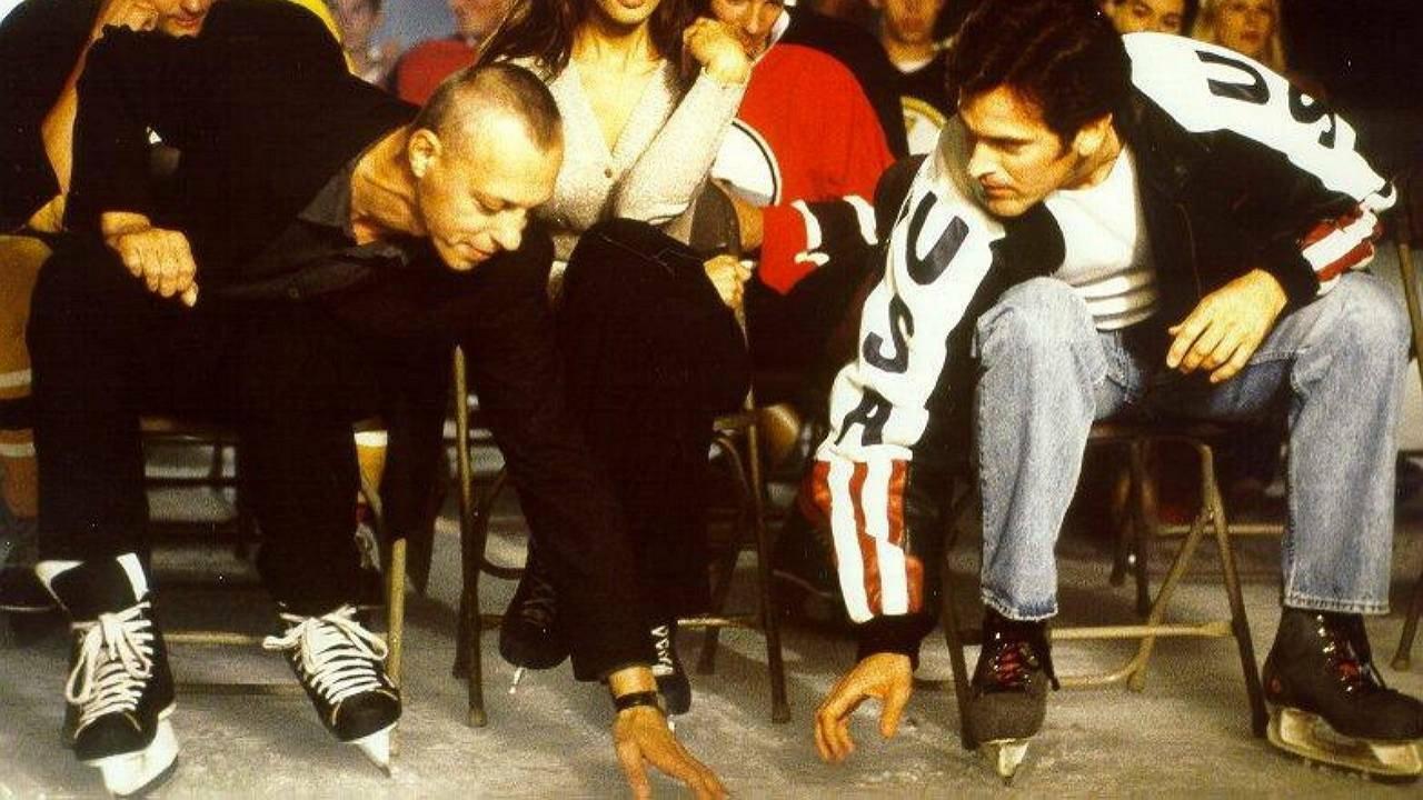 La Patinoire 1998 movie scene