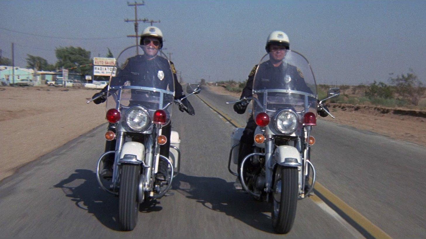 Electra Glide in Blue 1973 movie scene