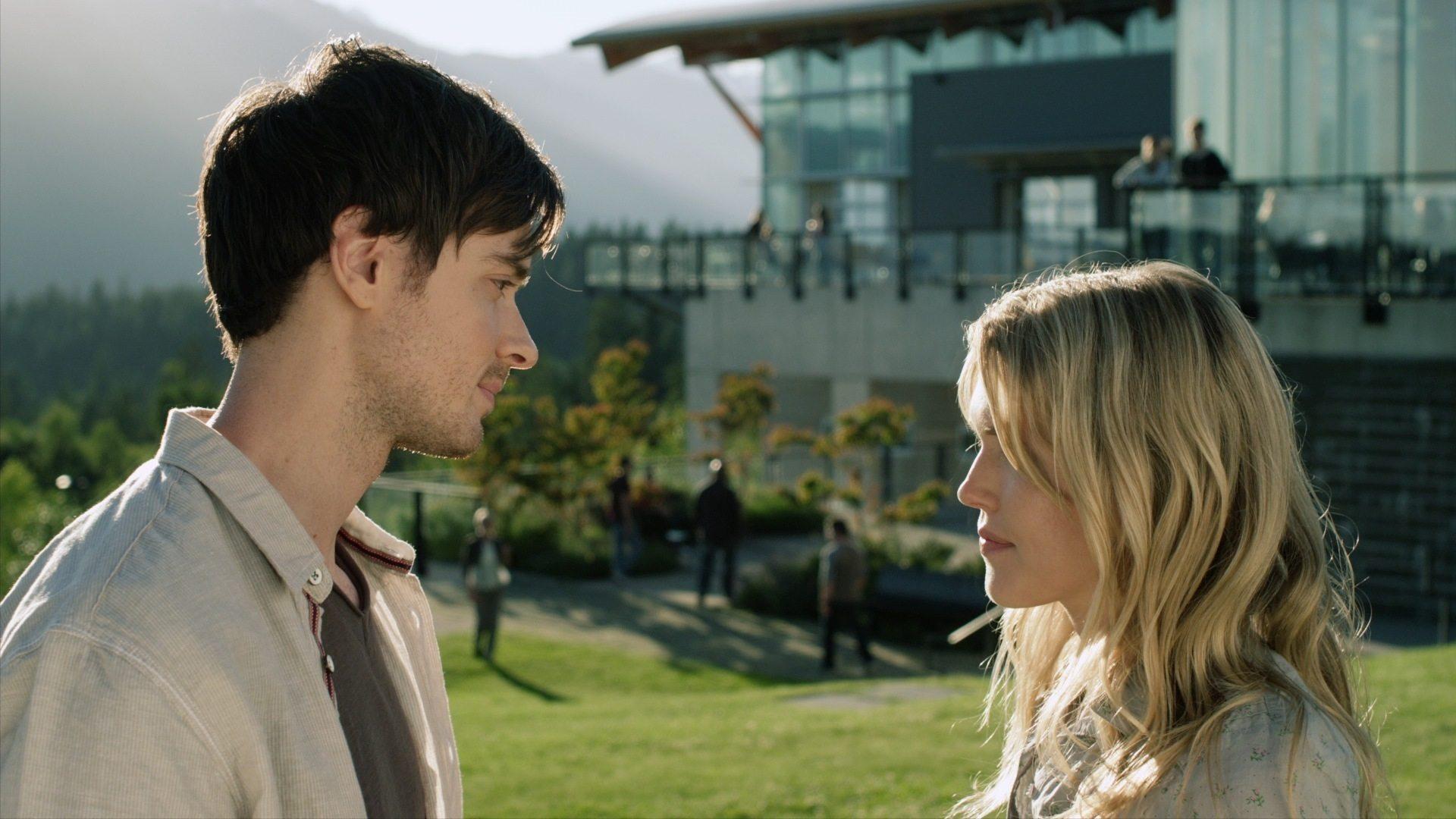 Embrace of the Vampire 2013 movie scene