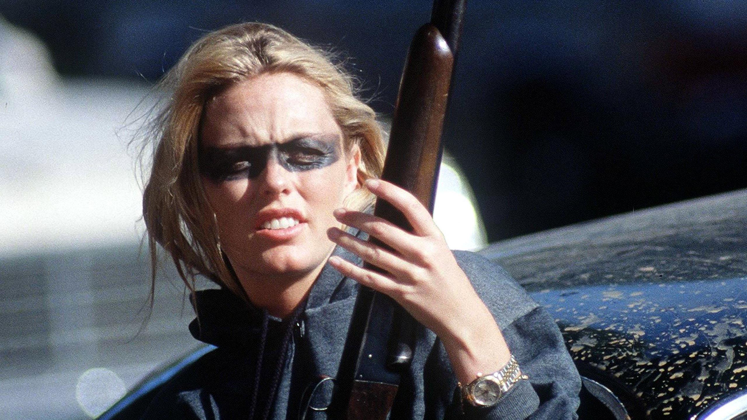 Kleptomania 1995 movie scene