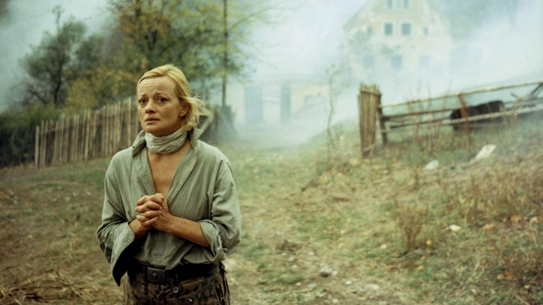 End of the Lonely Farm Berhof 1985 movie scene