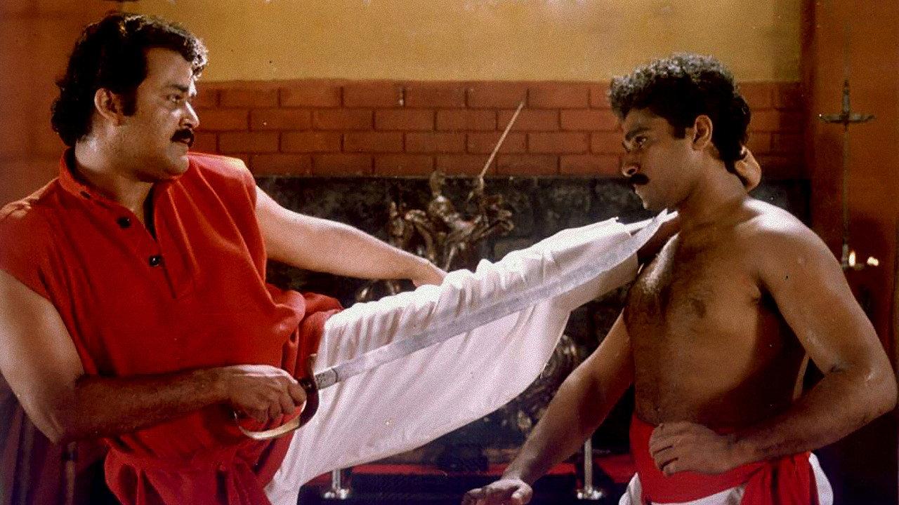 Thacholi Varghese Chekavar 1995 movie scene