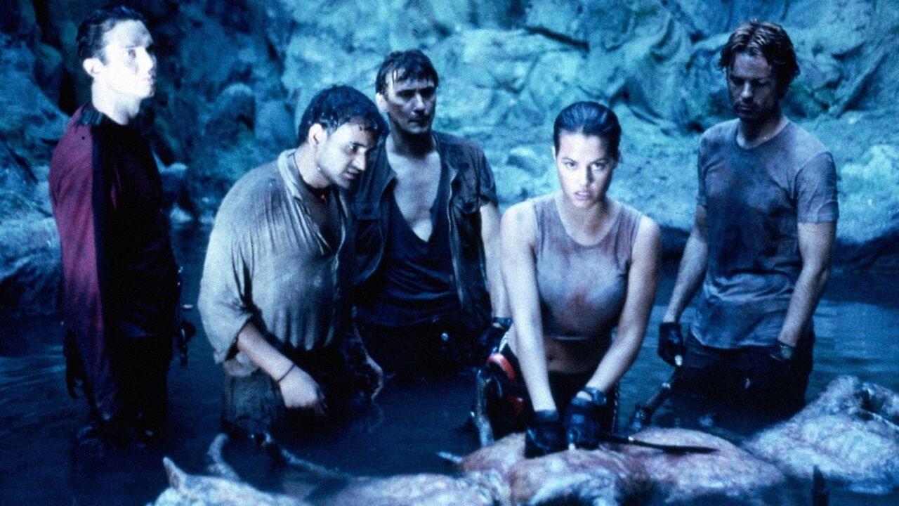 Centipede 2004 movie scene