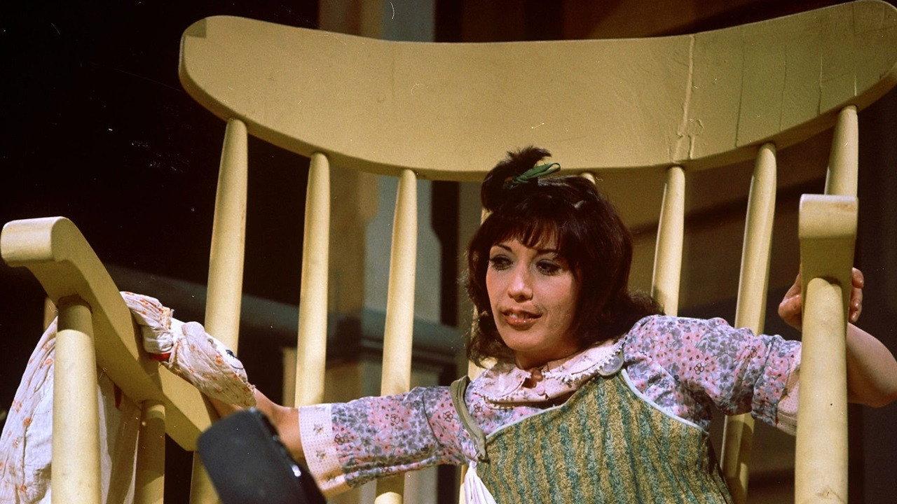 Lily 1973 movie scene
