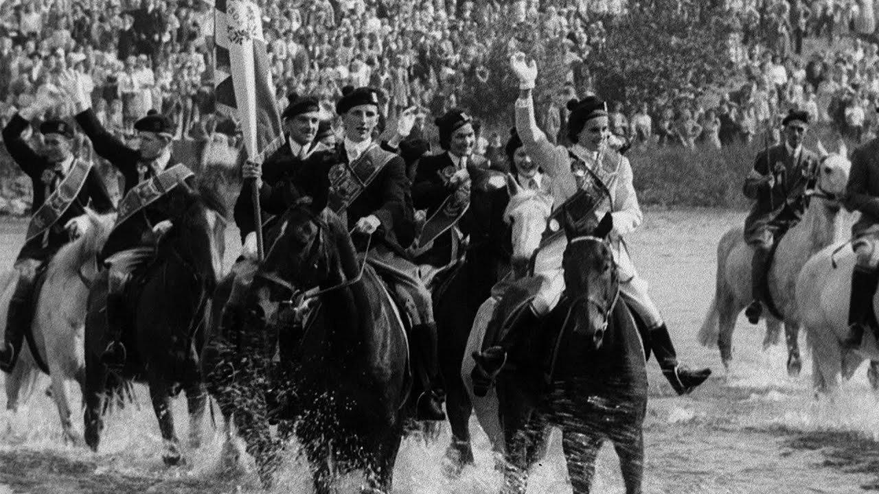 Galashiels and Braw Lads' Gathering 1951 movie scene