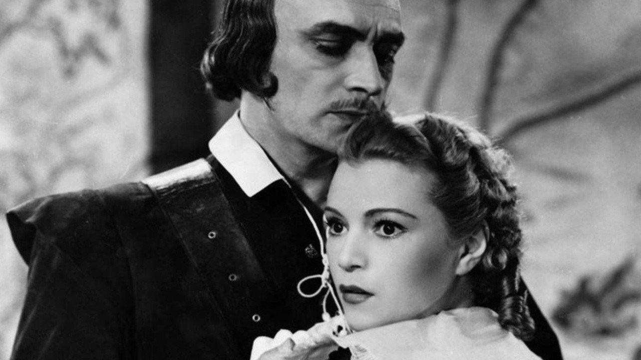 Under the Red Robe 1937 movie scene