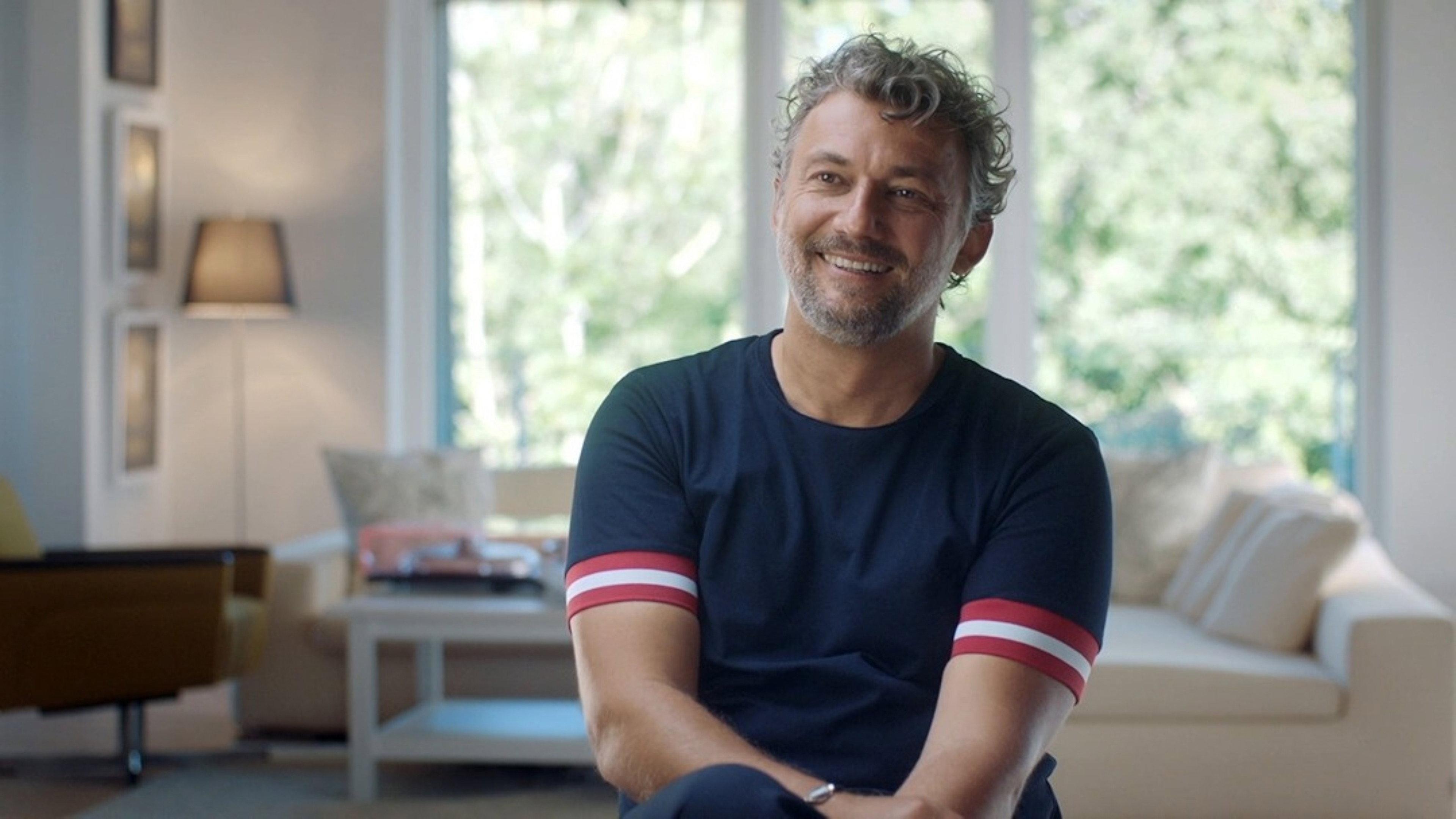 Jonas Kaufmann - A Global Star in Private 2020 movie scene