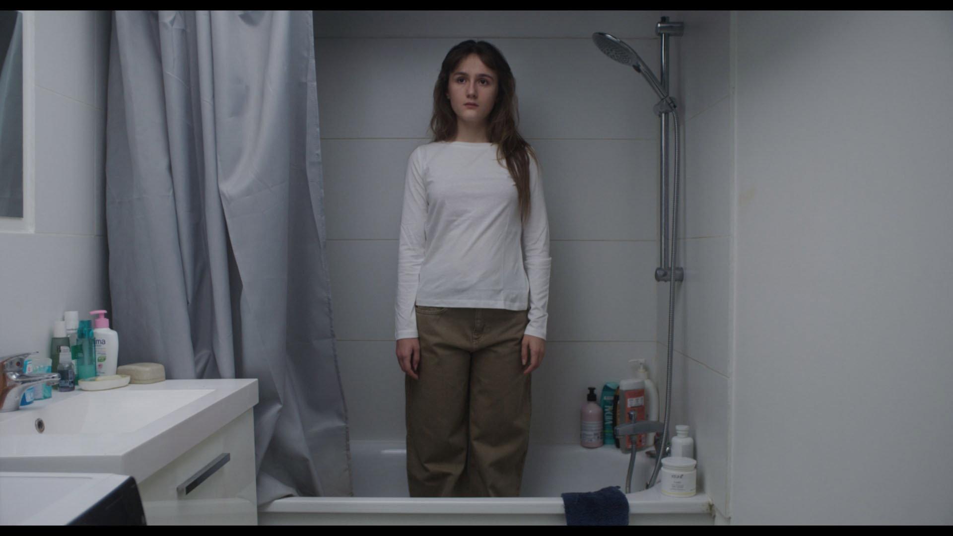 Home tour 2025 movie scene