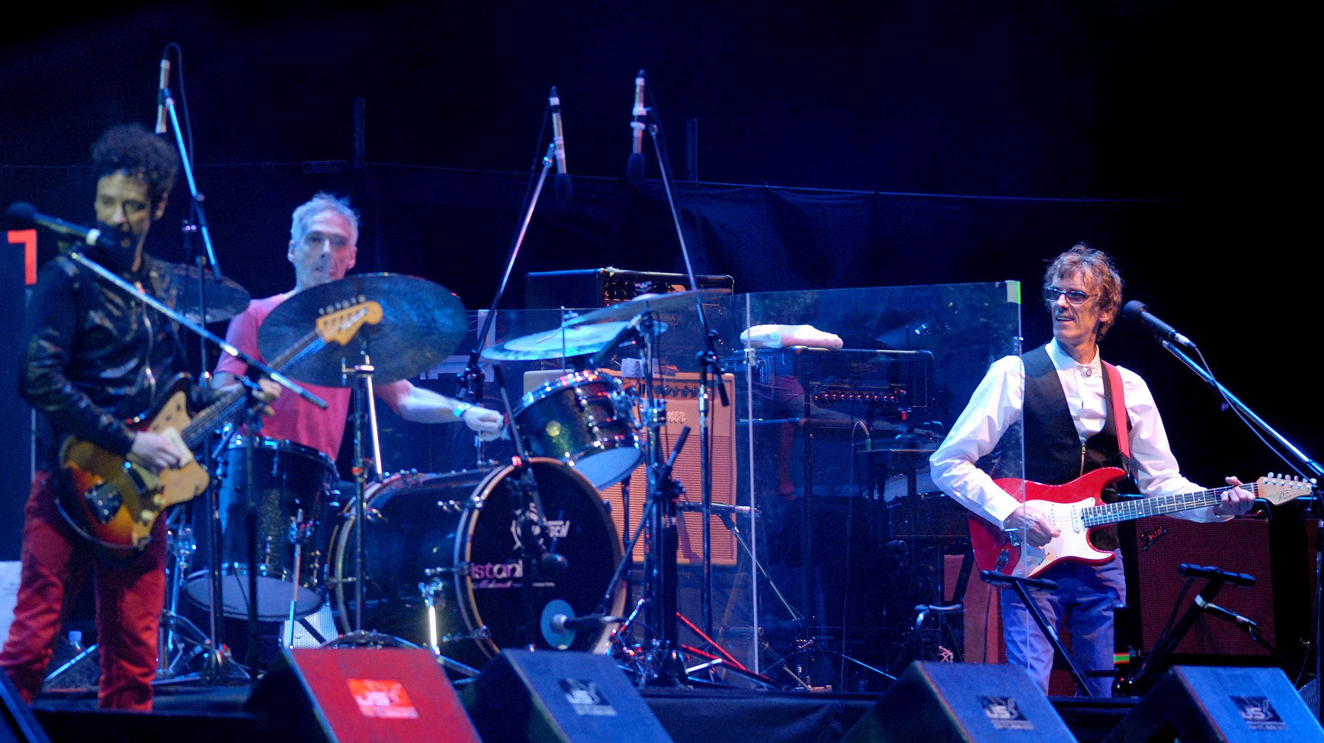 Spinetta y Las Bandas Eternas 2010 movie scene
