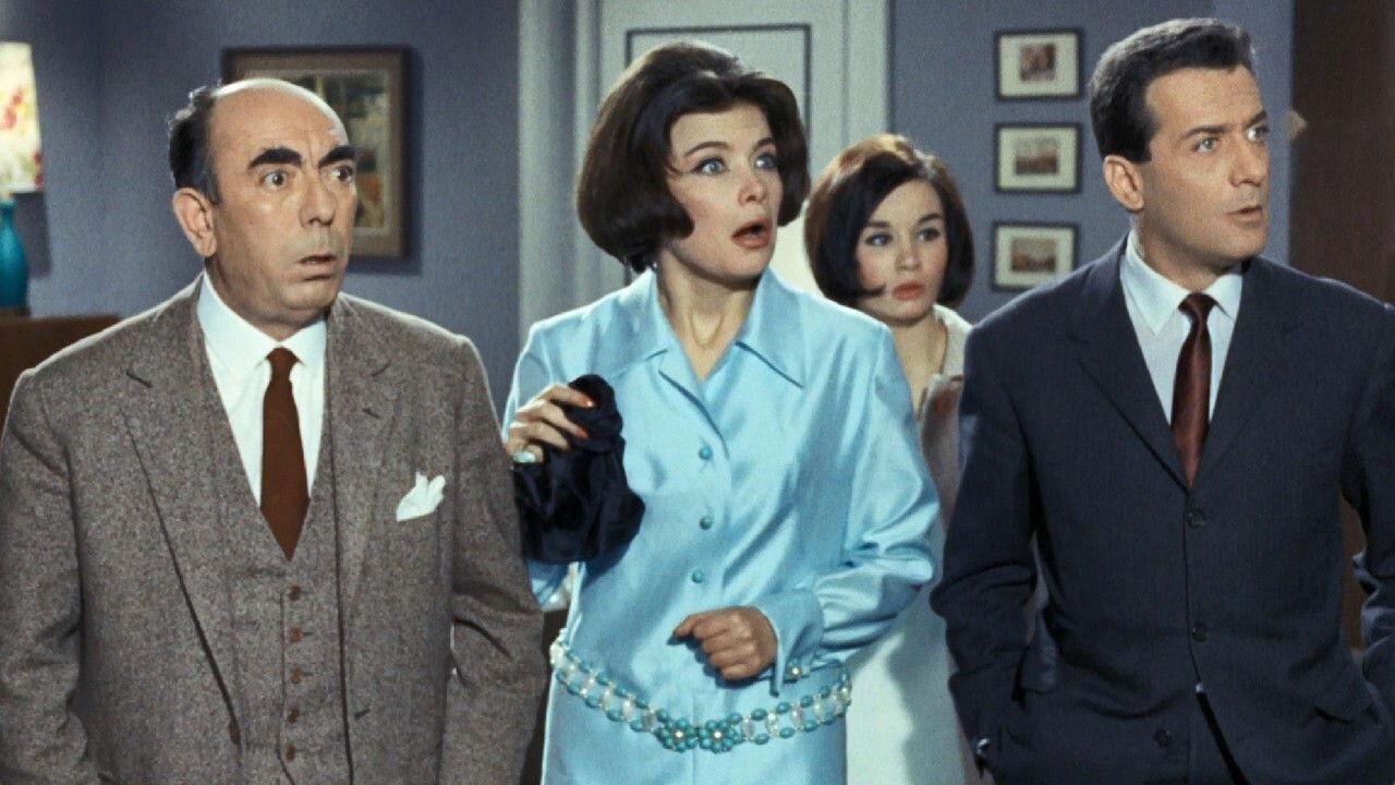 A Crazy Crazy Family 1965 movie scene