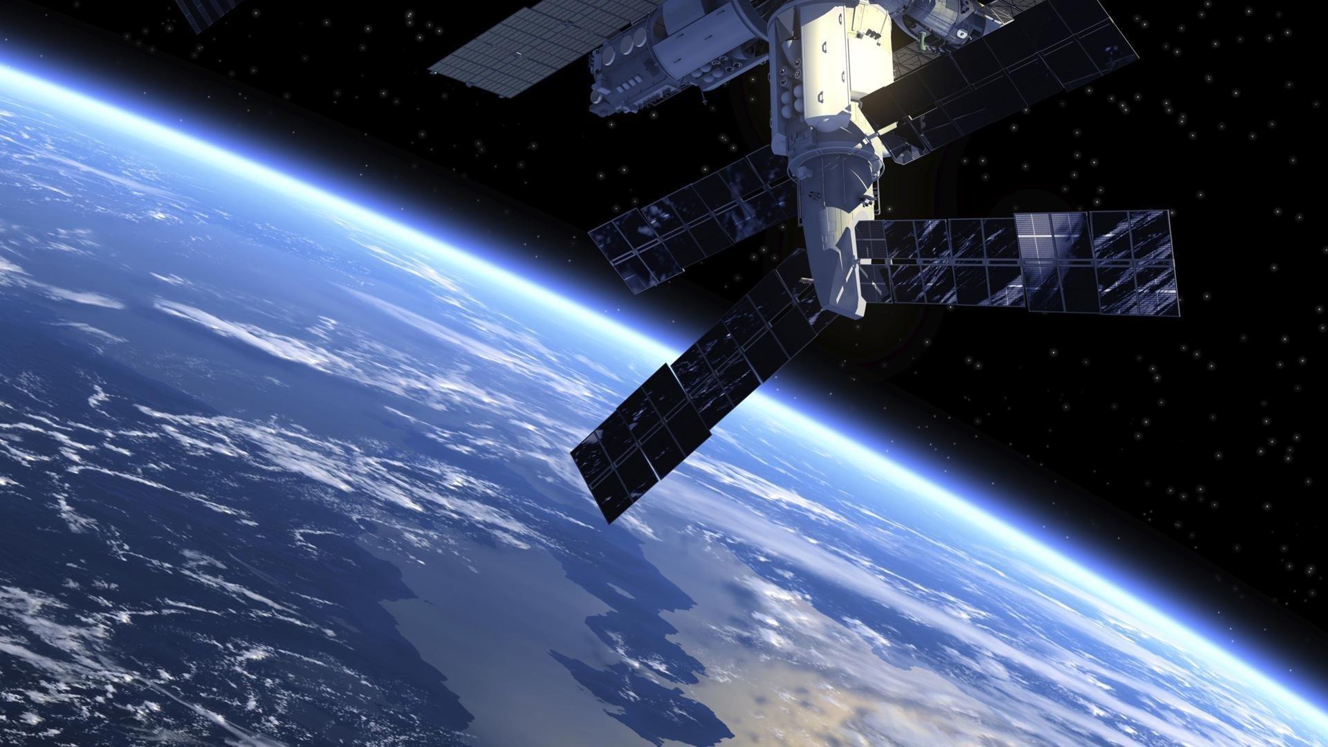 Live from Space 2014 movie scene