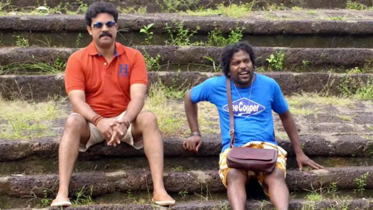 Ayal Jeevichirippundu 2017 movie scene