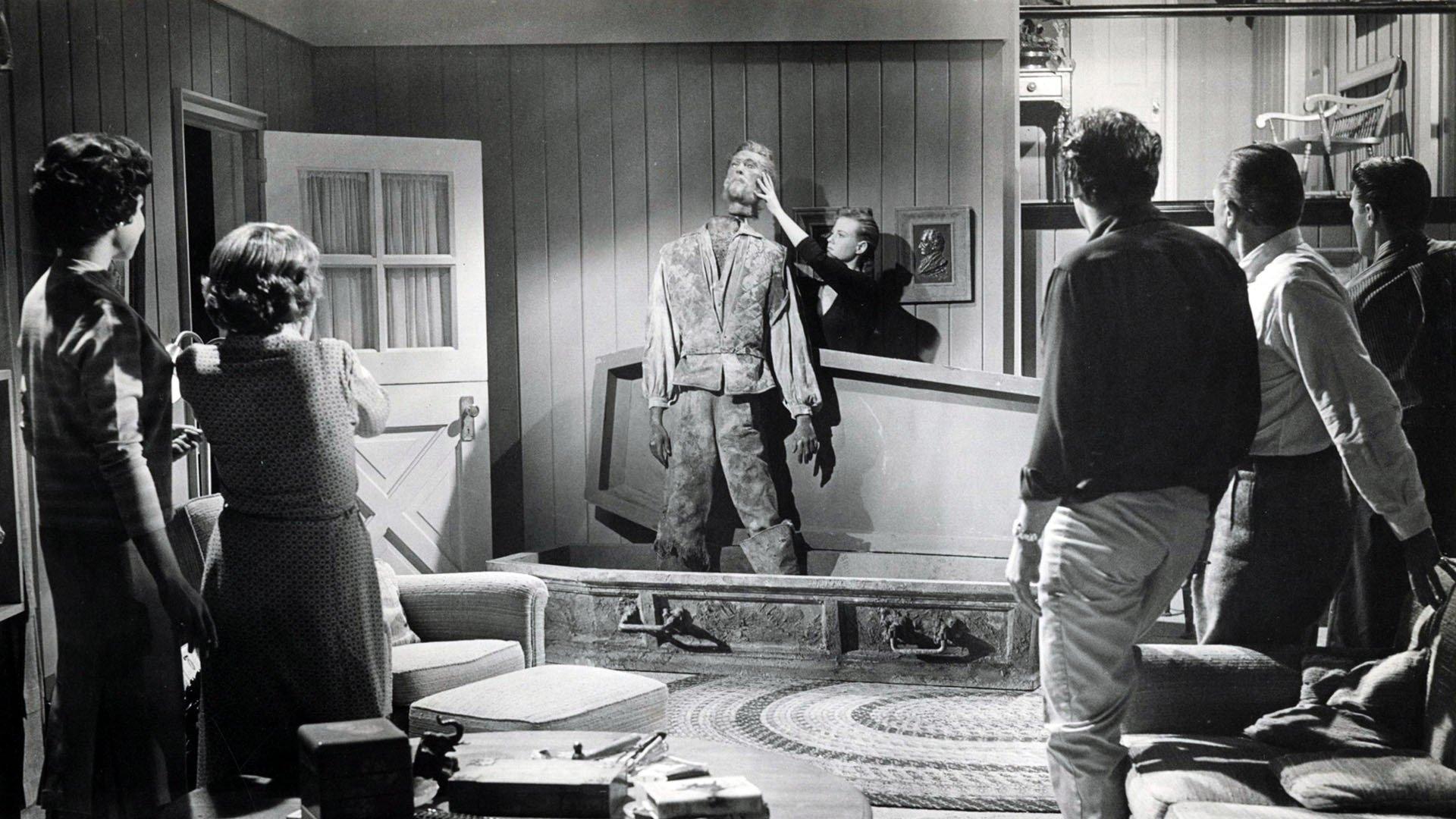 The Thing That Couldn't Die 1958 movie scene