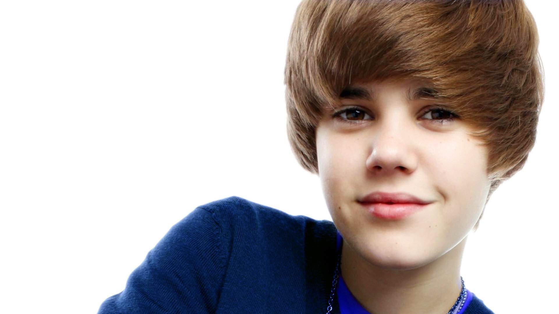 Biebermania! 2011 movie scene