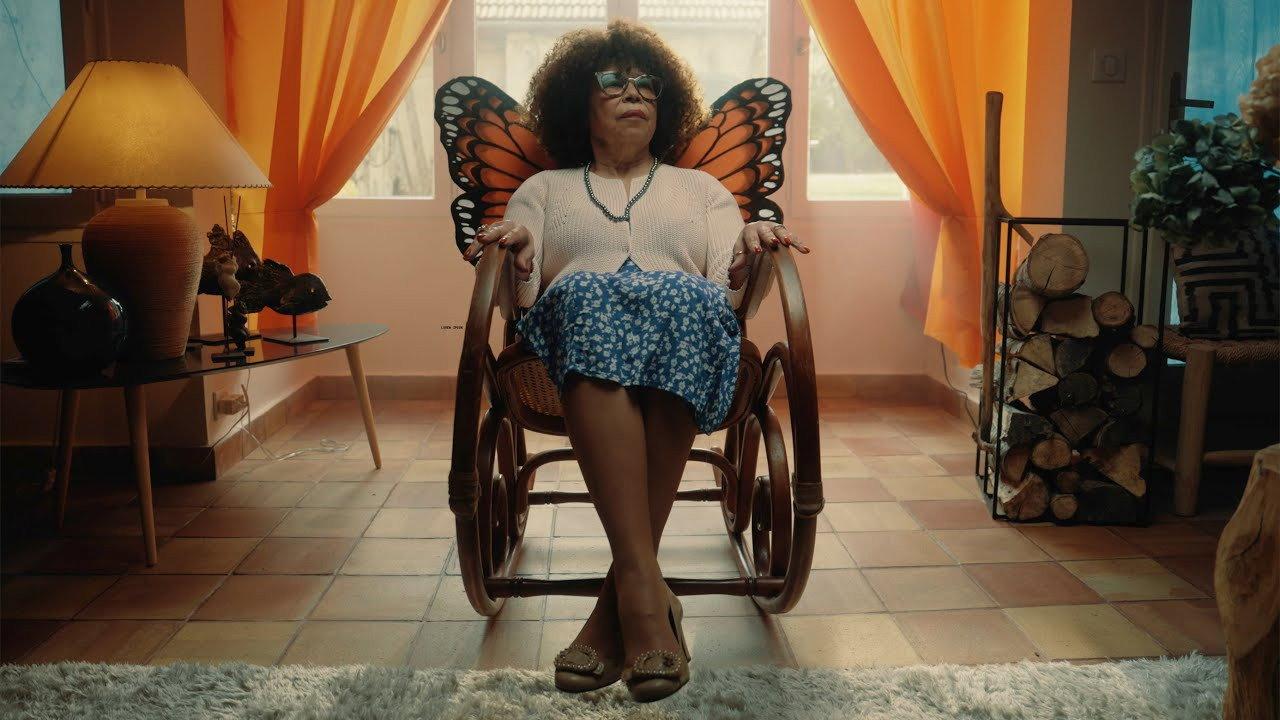 Papillon Monarque 2023 movie scene