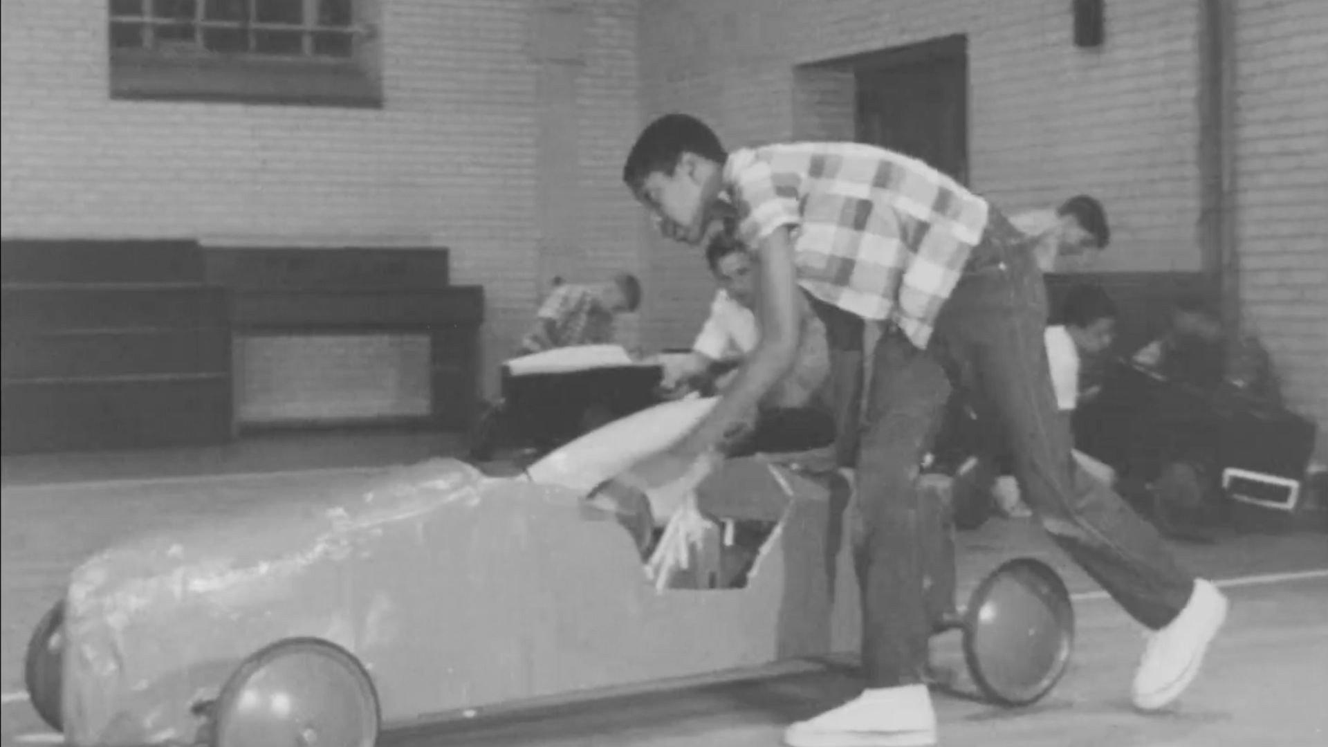 The Draggin' Wagon 1963 movie scene