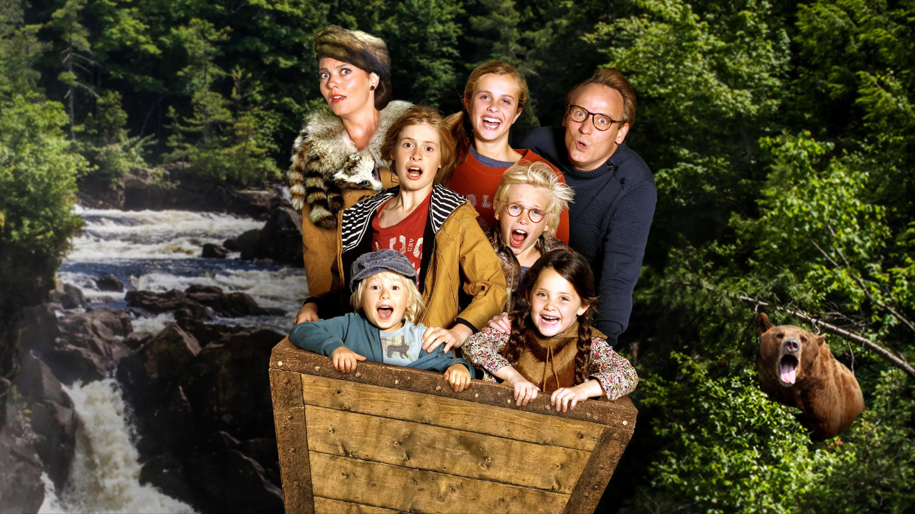 My Sisters Kids & the Gold Diggers 2015 movie scene