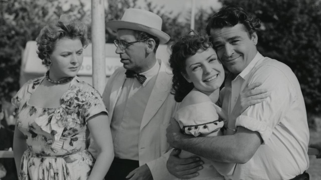 Vores lille by 1954 movie scene